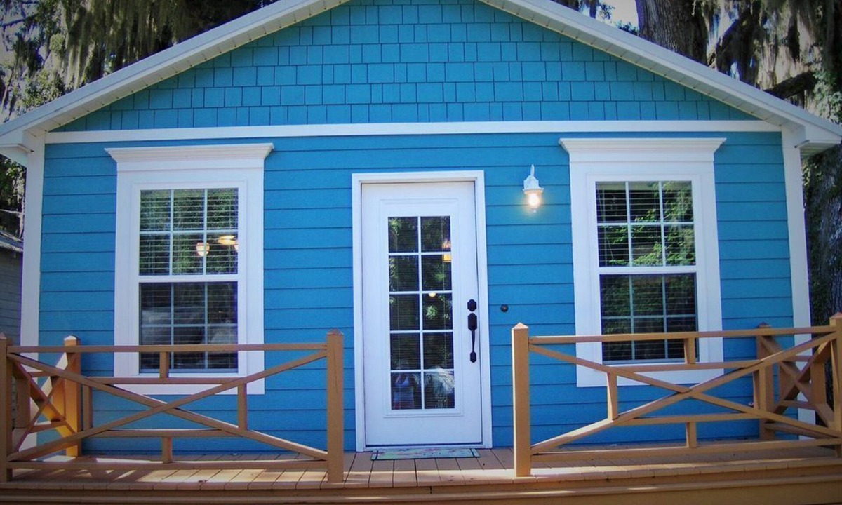 Shellman Bluff House | Shellman Bluff Marina, Hunters Cafe half block walk. Also near the Golf Course.