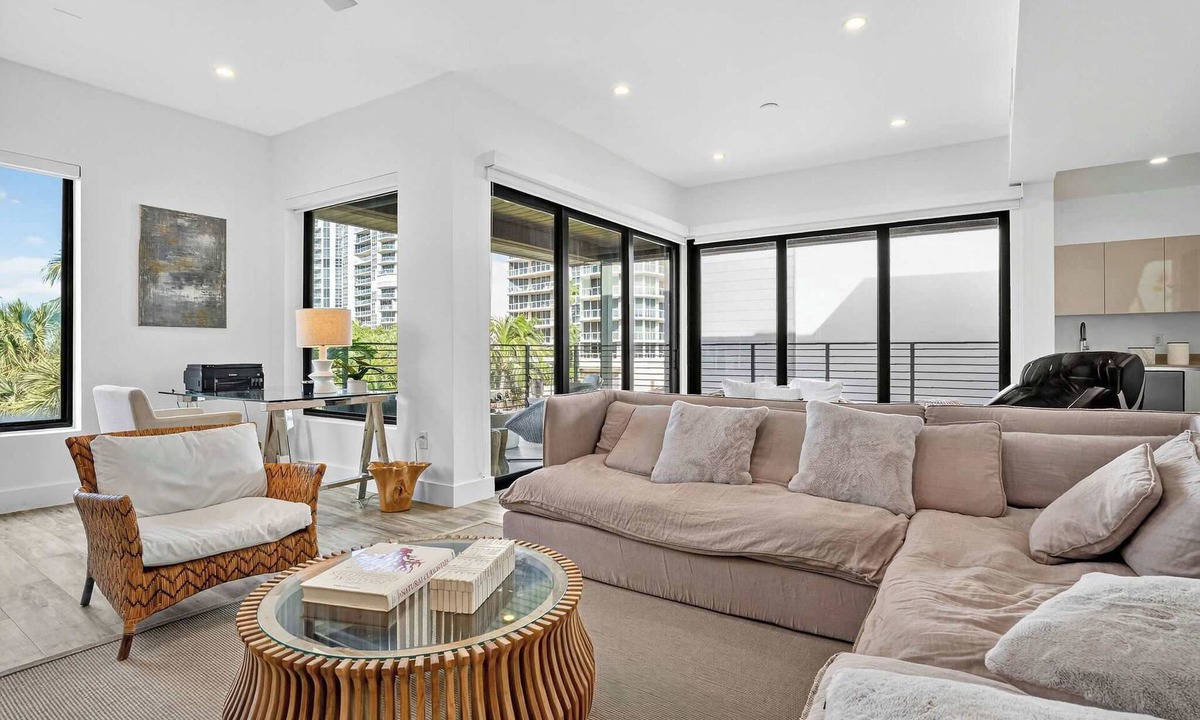 North Beach House | Shoreline Villa by Rove | Rooftop & Beach Access
