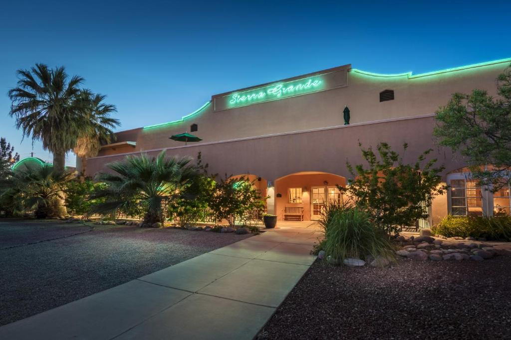 Truth or Consequences Hotel | Sierra Grande, a Ted Turner Retreat