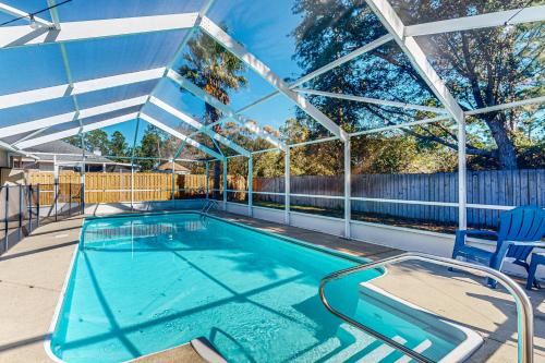 Ono Island House | Single-level home with fenced yard private pool & washer&dryer