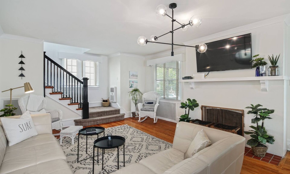 Atlantic City House | Sleeps 15, Designer Beach House w/Yard + Porch, Steps to Beach + Parking