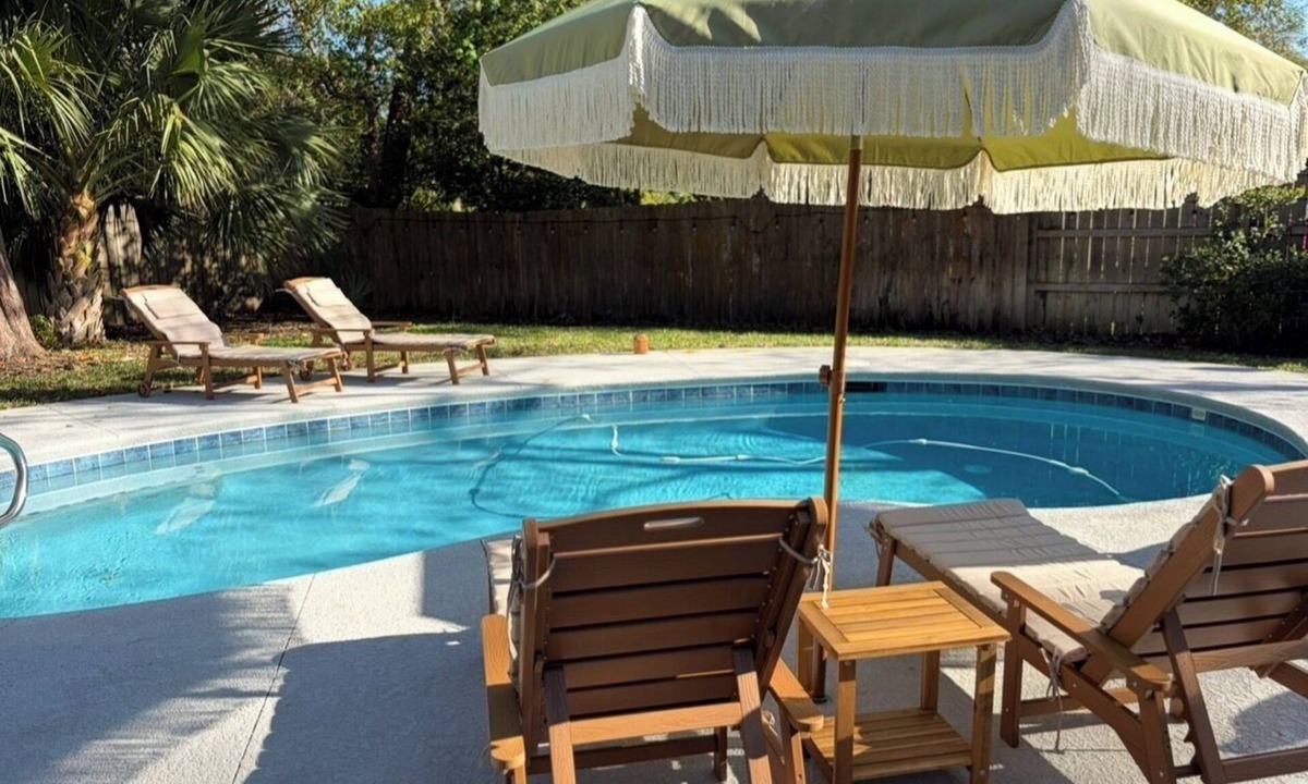 Saint Simons Heights House | Spacious 4 Bed/3 Bath house with pool, fenced backyard, fire pit, covered porch.
