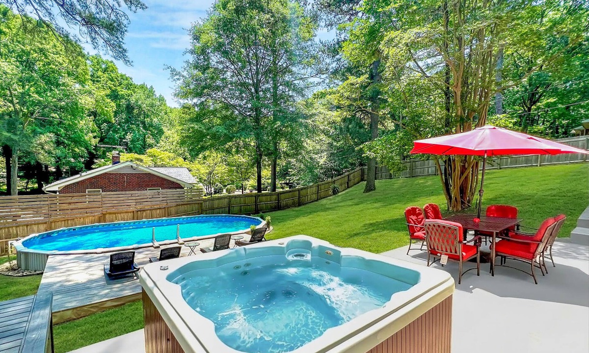 East Point House | Spacious 6BR Fun Near Airport Pool HotTub GameRoom BBQ