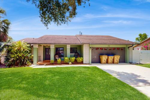 Indian Ridge House | Spacious Home w/Private Pool, Hot Tub & Game Room Near Disney