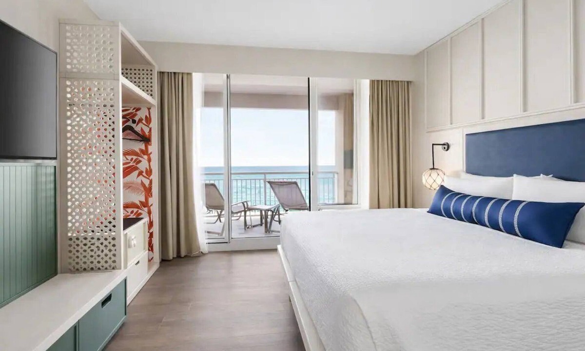 Panama City Beach Hotel | Split King | Palm & Tide | Private Sleeping Areas | Old Florida Style