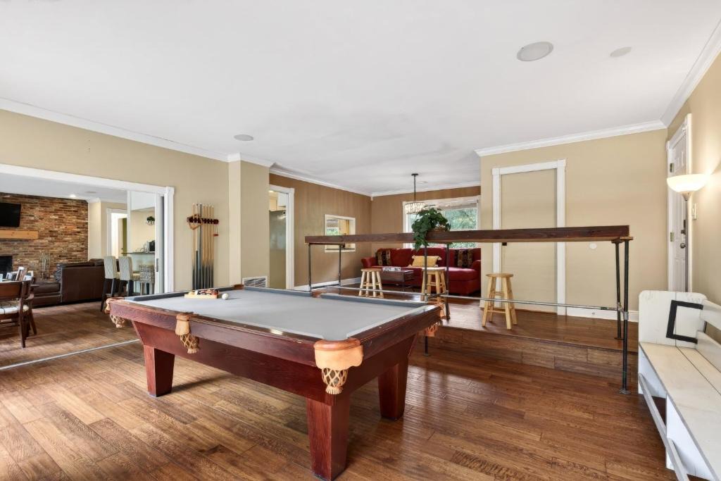 San Luis House | Sprawling 5BR Oasis Near FSU & Trails home