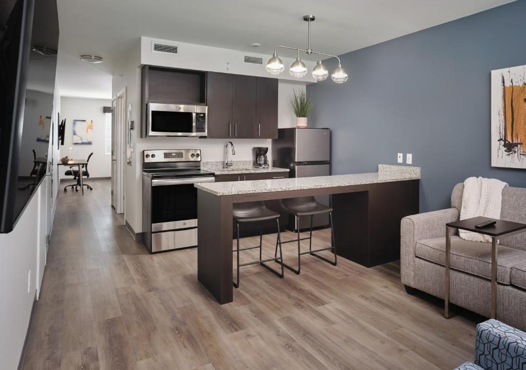 Tallahassee Hotel | stayAPT Suites Tallahassee-Capitol