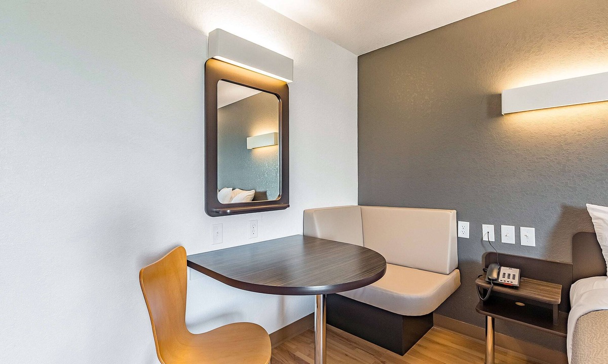 New Braunfels Hotel | Studio 6 New Braunfels, TX