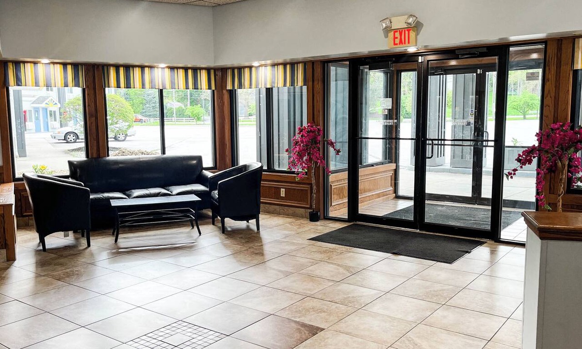 Tiffin Hotel | Studio 6 Suites – Tiffin, Oh