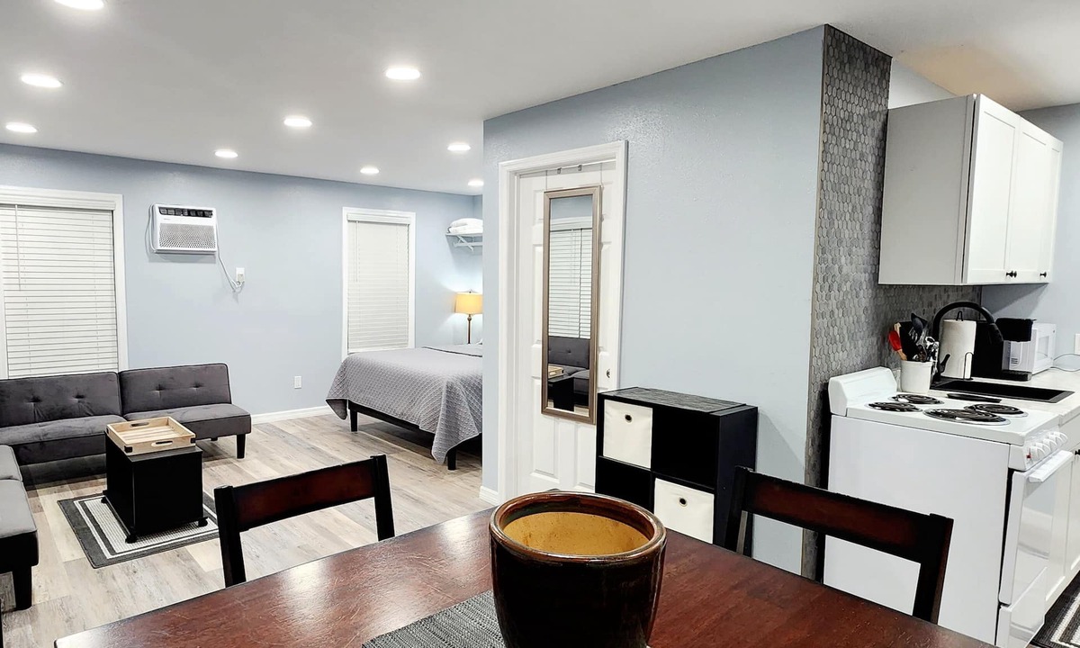 Lakeland Apartment | Studio "Grande"