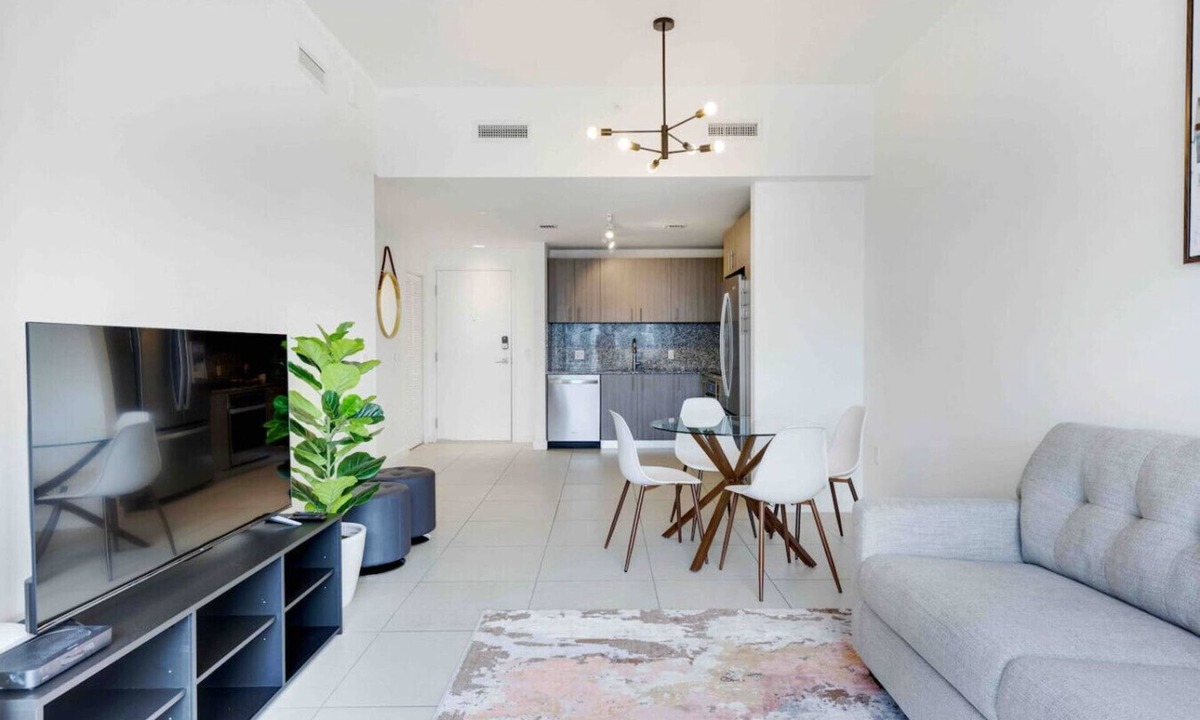 Doral Apartment | Stylish and Modern 1BR | Resort-Style Amenities