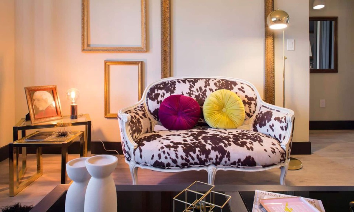 Pasadena On The Gulf Apartment | Stylish & Eclectic Modern 2/1 Apt – WeAreAuthentic