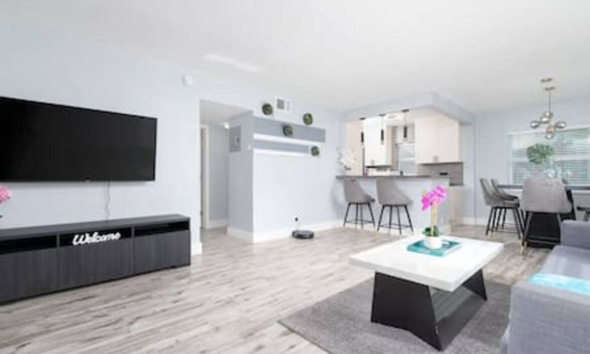 Coral Shores Apartment | Stylish Vacation home Coral Ridge