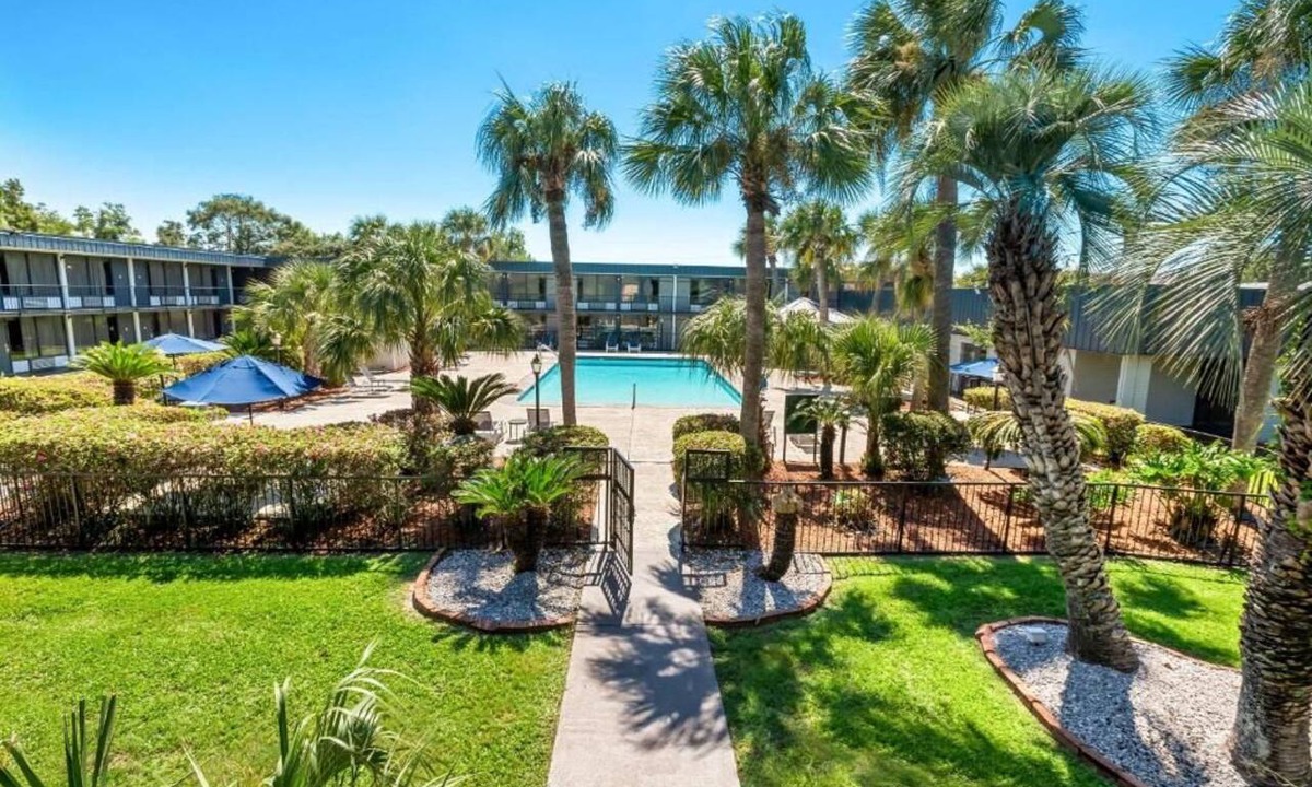 Slidell Hotel | Suburban Studios Slidell I-10