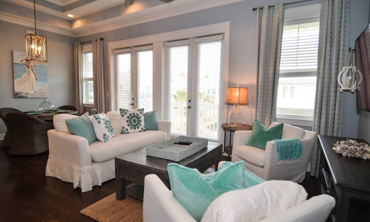 Panama City Beach Villa | Summer on 30A | Sleeps 6 + Bikes + Beach Days