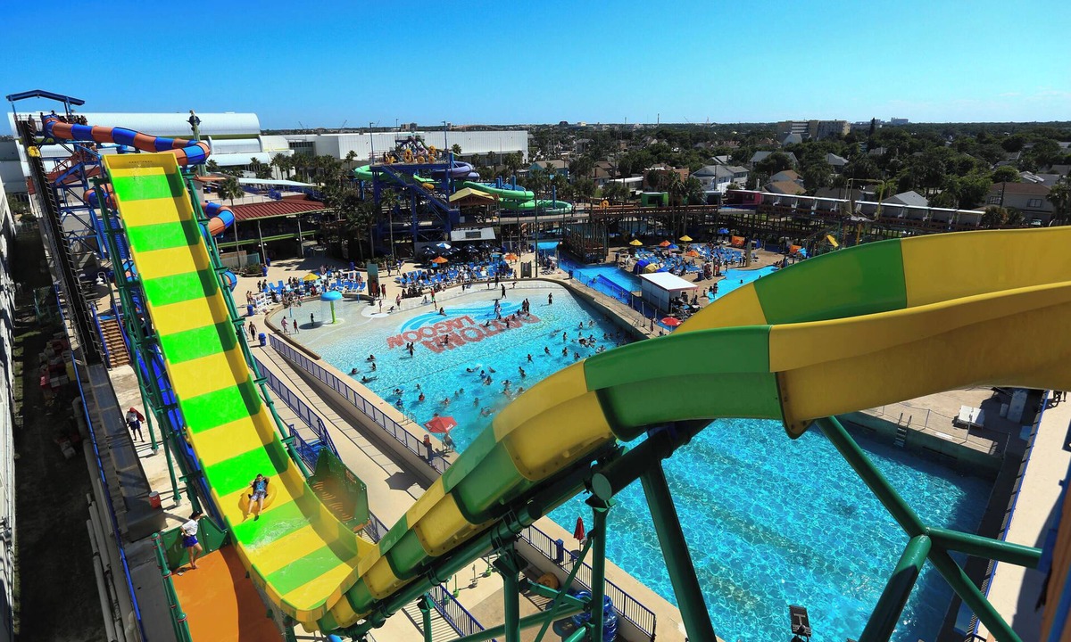 Daytona Beach Shores Condo | Sunglow Resort 305 by Distinctive Beach Rentals