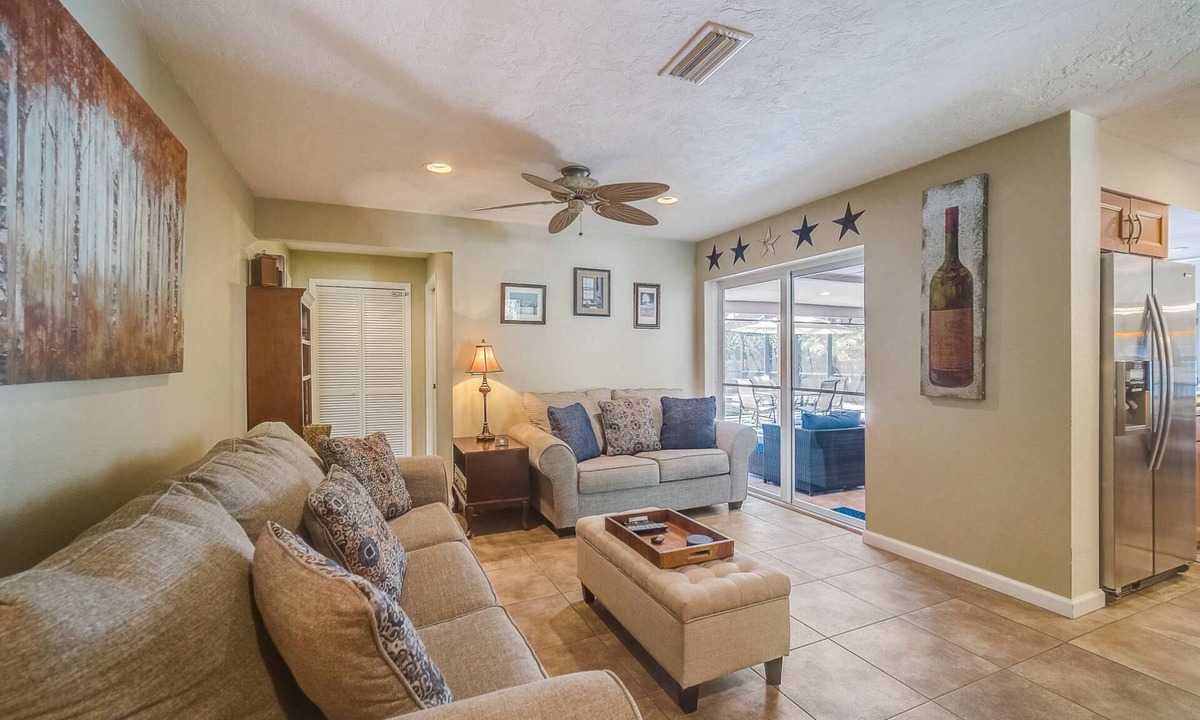 Whitfield House | Sunny Escape- Private Pool, Hot Tub, Pet-Friendly & Sleeps 6-8