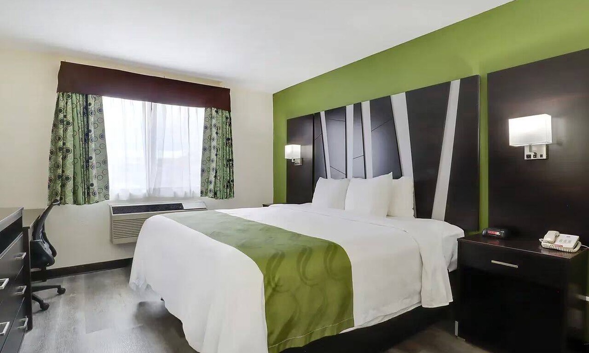 Albuquerque Hotel | Sunport Suites Albuquerque Airport