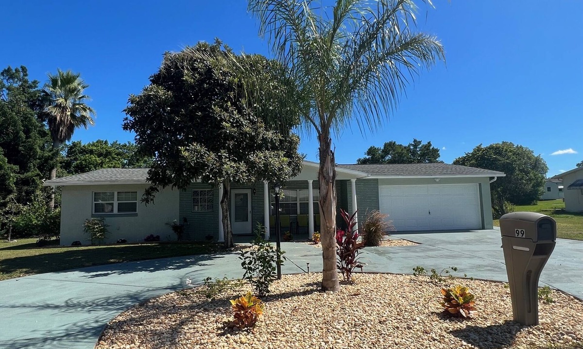 Pine Ridge House | Sunshine & Swimming! Private Pool Home Near Crystal River Springs, Quiet Area