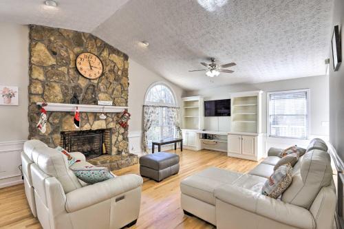 Suwanee House | Suwanee House w/Pool & Game Room!