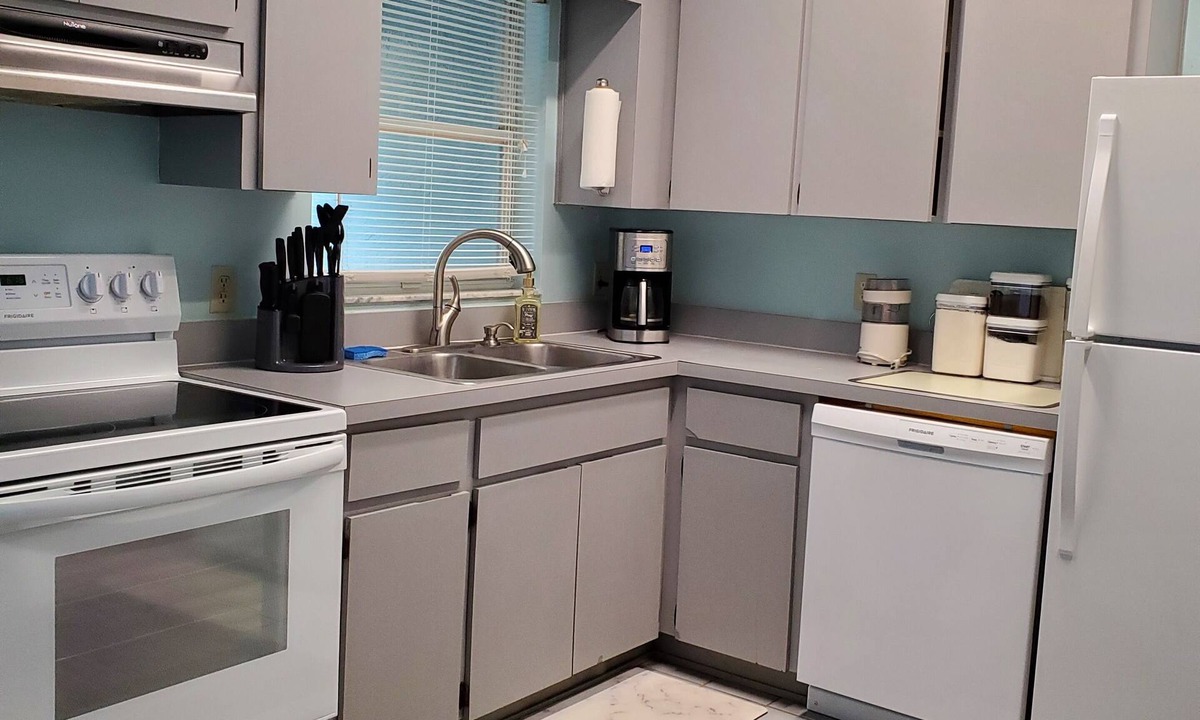 Homosassa Villa | Sweet Retreat! Gulf beaches, scalloping, manatees, theme parks, kayaking!