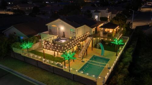 Alban Hills House | Swimming Pool! Hot Tub, Ping-Pong & Pool Table