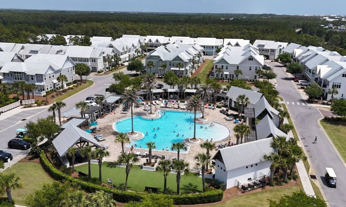 Panama City Beach Villa | TaDa! - Heated Pool and Golf Cart!