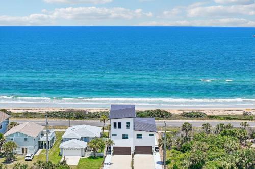 Flagler Beach House | The C House