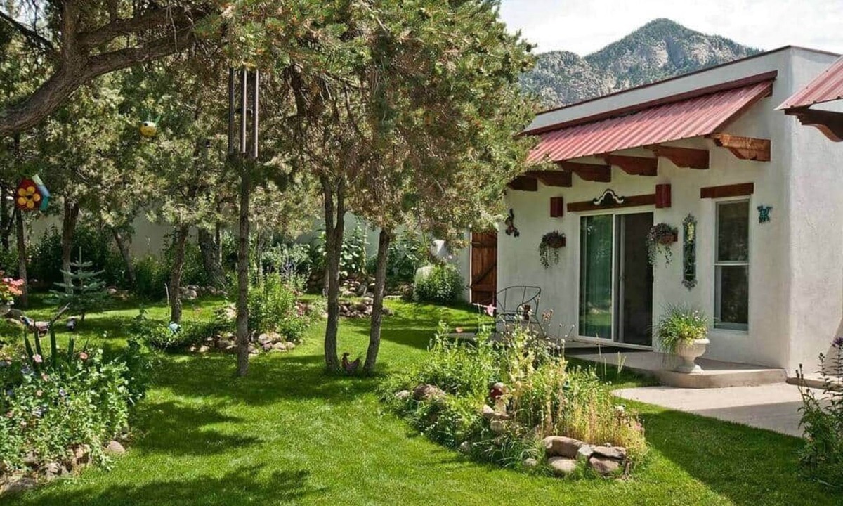 Crestone House | The Crestone Casitas: Casita Suite #2