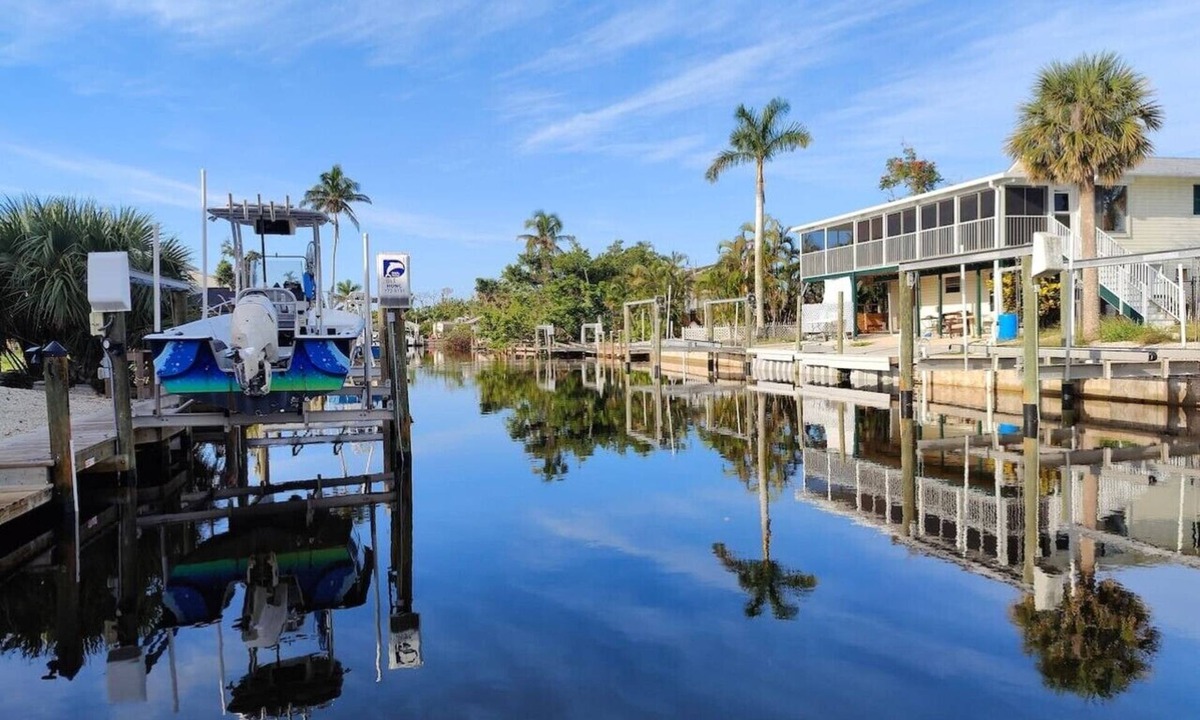 Bokeelia House | The LazyManatee 2BR WTF w add`l Sleeping area