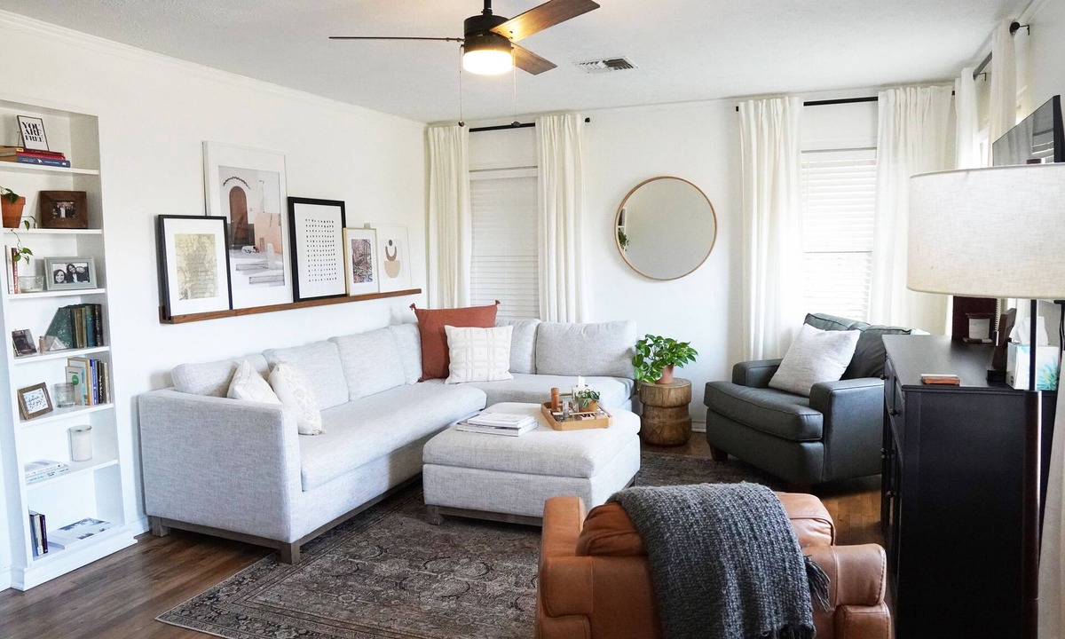 Garden Acres House | The Village House - 3 bedroom, 1 bath home 1.5 mi to Texas A&M, 2 mi to Legends