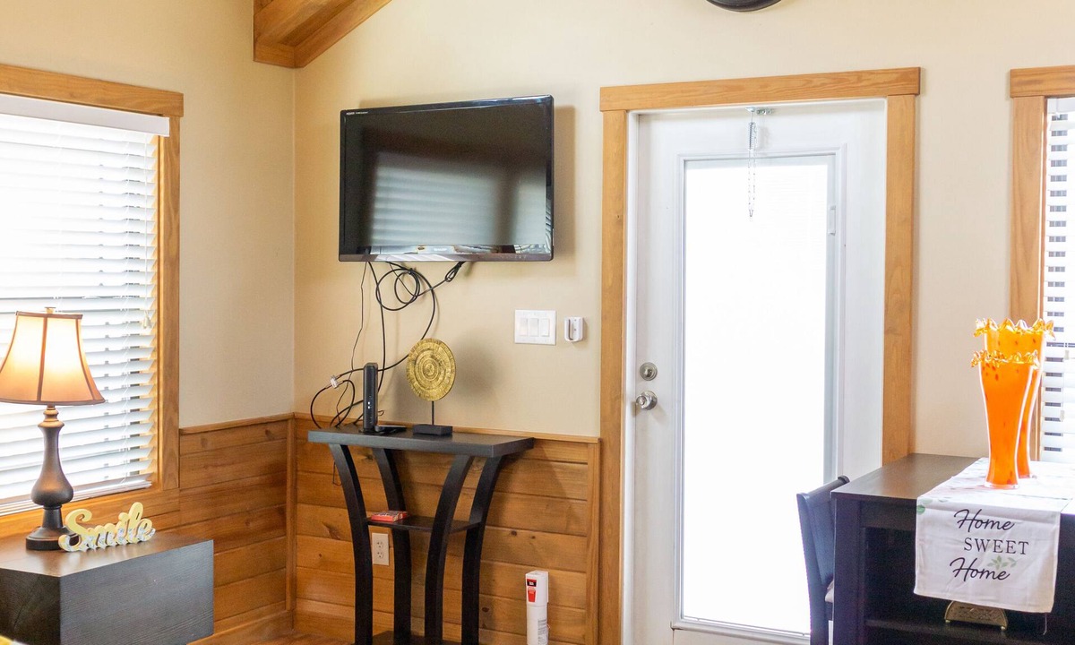 Willis Cabin | Tiny living cabin