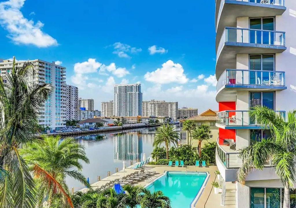 Hallandale Beach Apartment | Top Floor Luxury Penthouse with Private Roof Deck