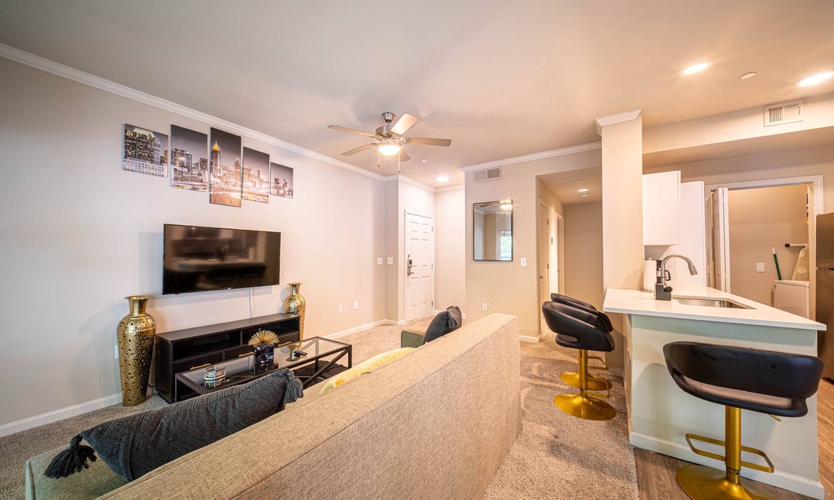 North Buckhead Apartment | Tranquil Buckhead Hideaway