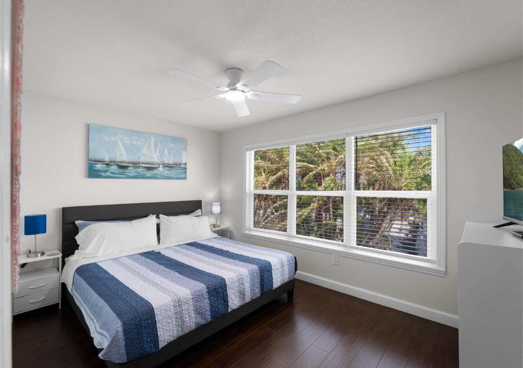Port Charlotte Apartment | Tranquil Waterfront Retreat w Scenic Views-Heated Pool