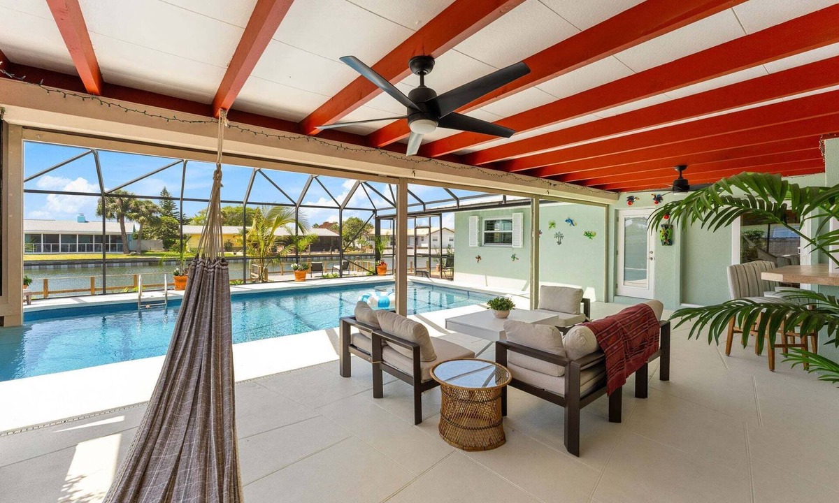 Venetian Way House | Tropical Cocoa Beach Riverfront Oasis | Pool, Hot Tub & Lanai 🍹🌴
