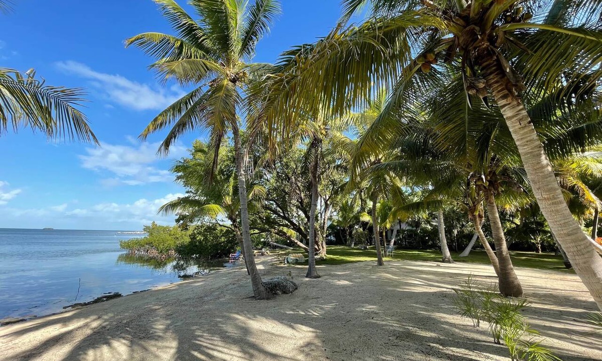 Tavernier House | Two Authentic Conch Houses with Private Beach on FL BAY