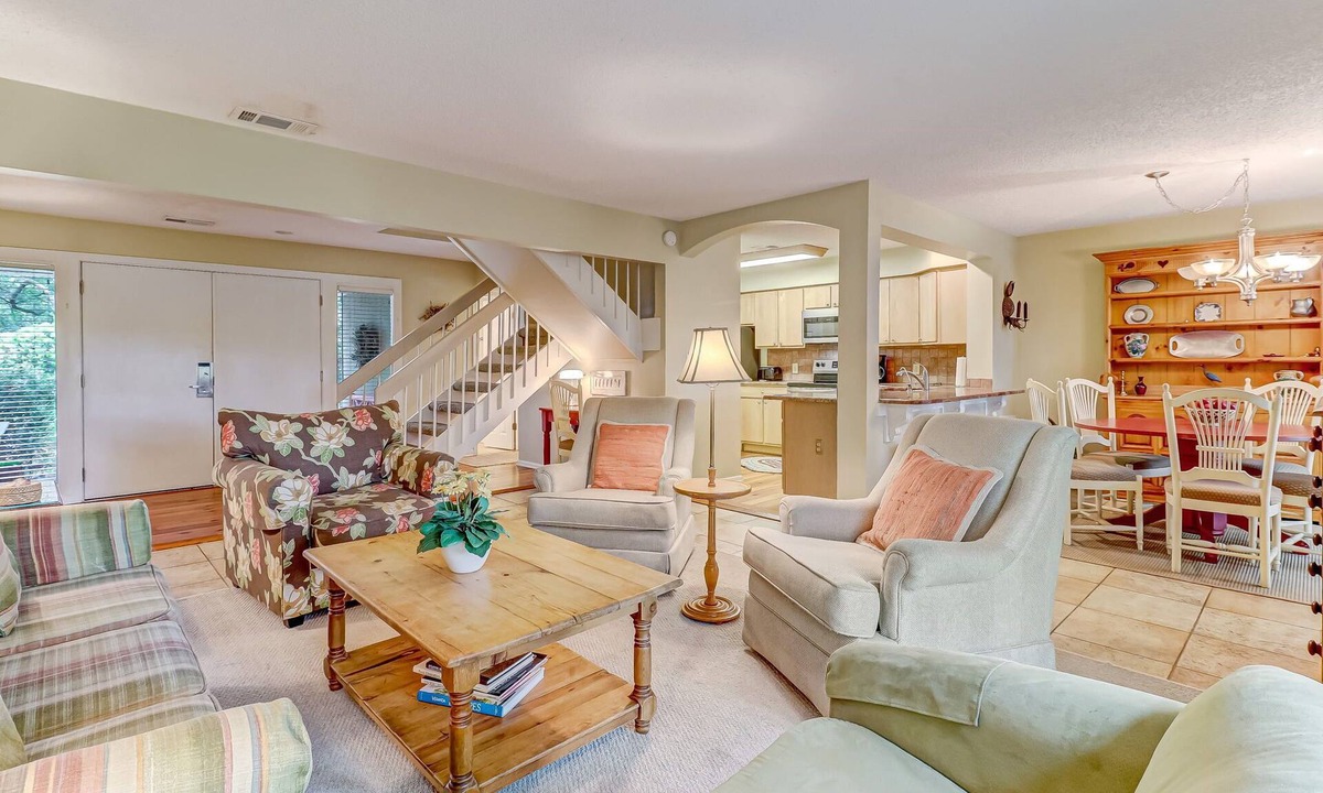 Fernandina Beach House | Two-Floor Beachwood Villa in Gated Amelia Island Resort!