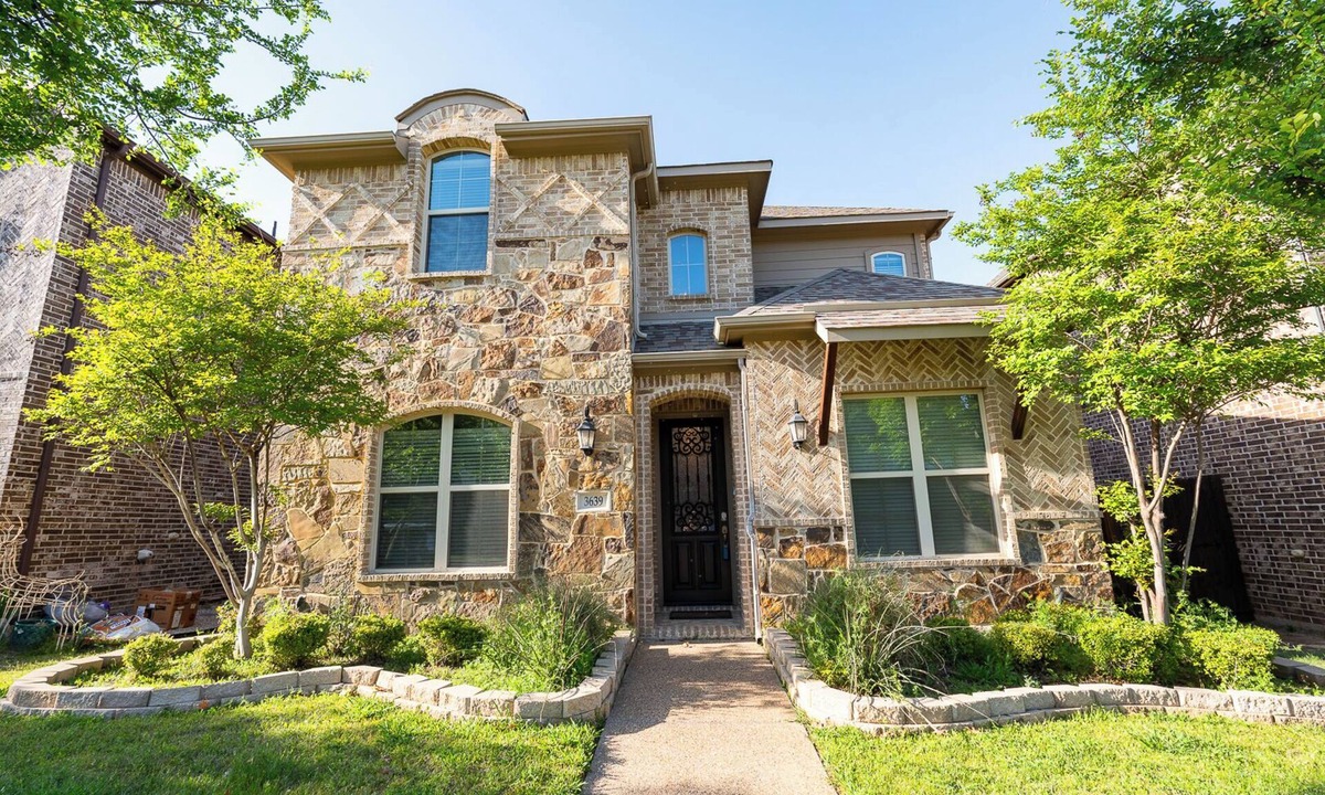 Irving House | Under new management :Luxury home :Irving/Las Colinas/DFW Airport