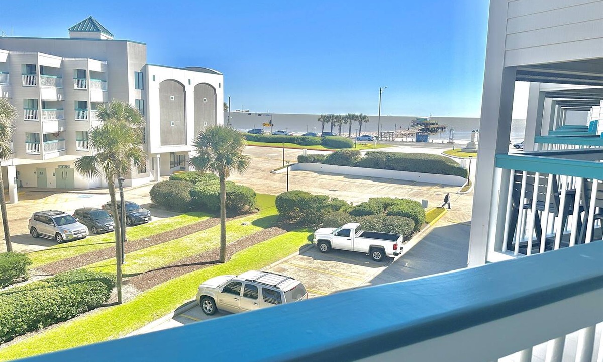 Galveston Condo | Under the Sun at Casa del Mar