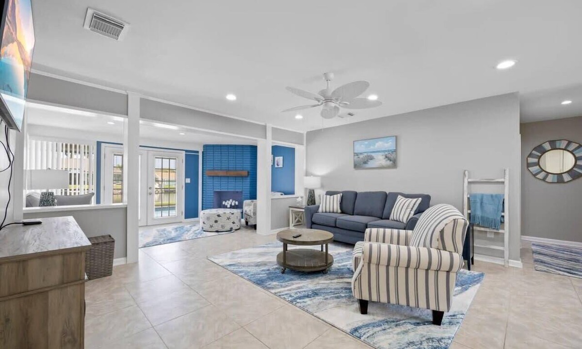 Cocoa Isles House | Updated Waterfront Pool Home with Putting Green