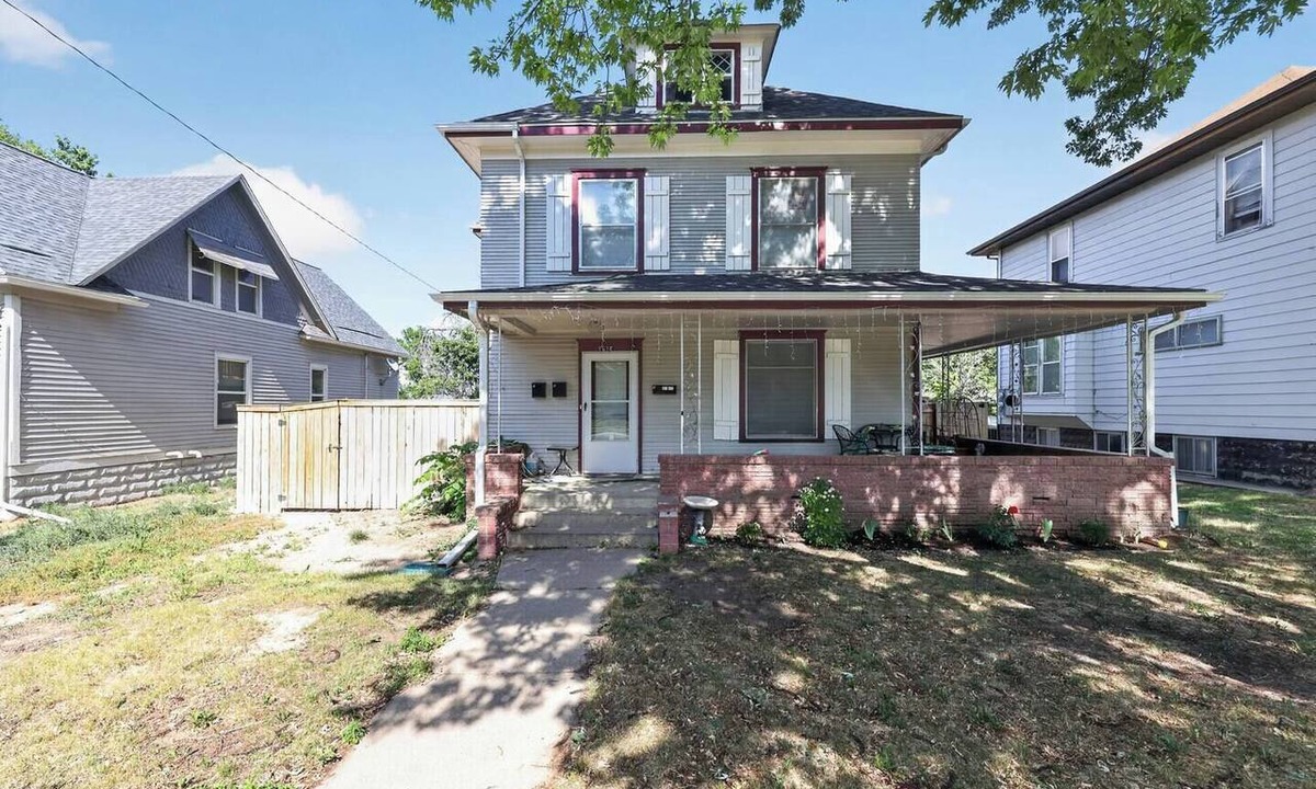 Greeley Apartment | Victorian Hideaway/12 Min Walk to UNC