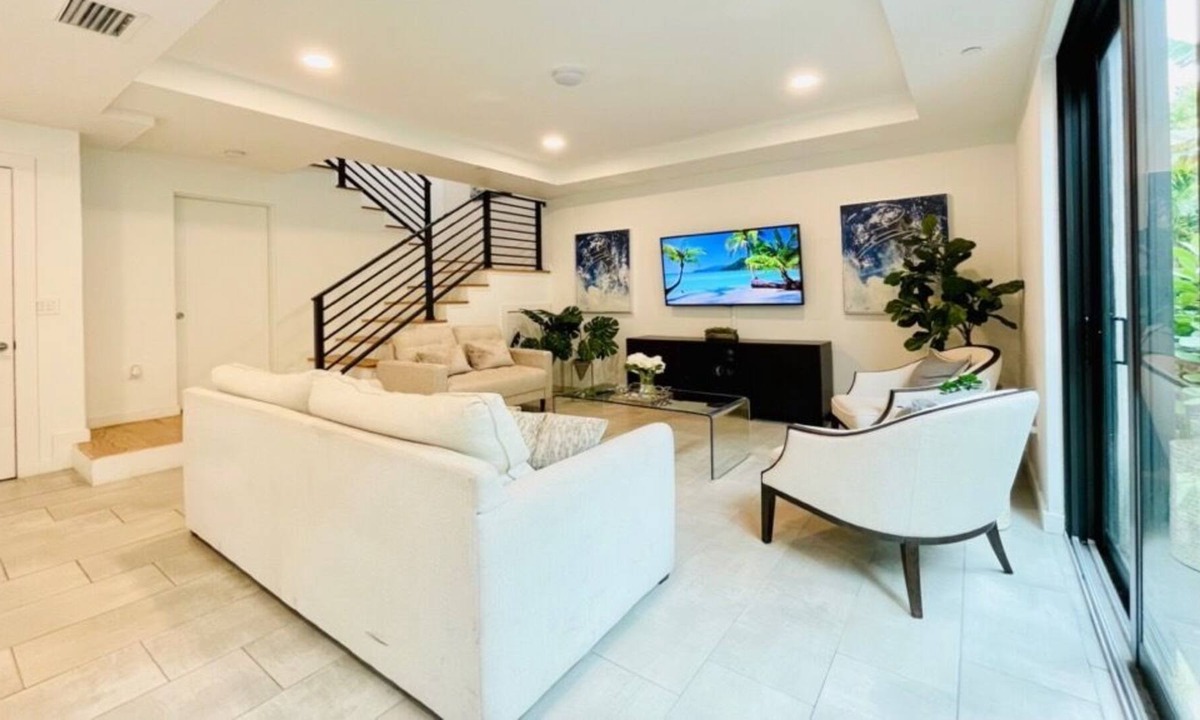 Victoria Park House | Walk 2 Downtown Las Olas/Hot-Tub