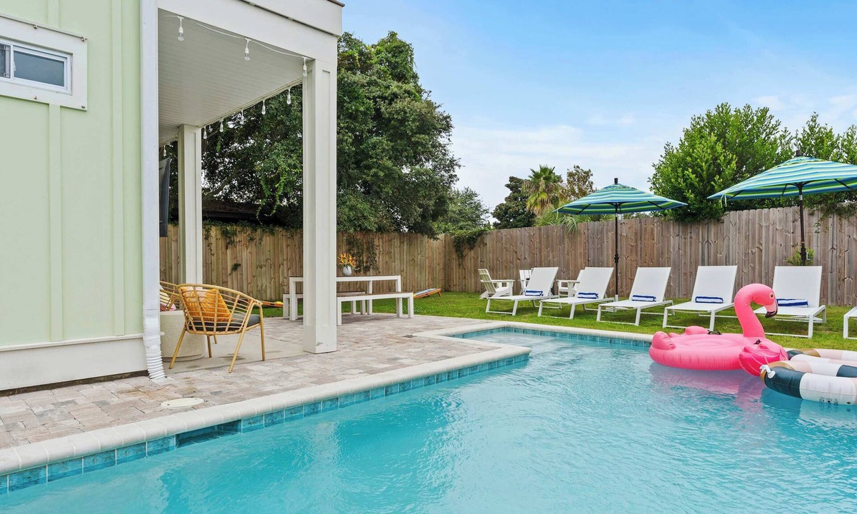 Laguna Beach Estates House | Walk to Beach|Free Heated Pool, Fire Pit, Theater