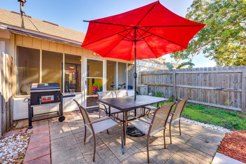 Vilano Beach House | Walk to Beach: Gem w/Fenced Yard in St Augustine