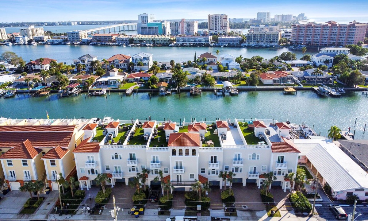 Clearwater Beach House | Waterfront Coastal Bliss at Paradise Cove w/Heated Pool! Walk to the Beach | Beach Gear Included!