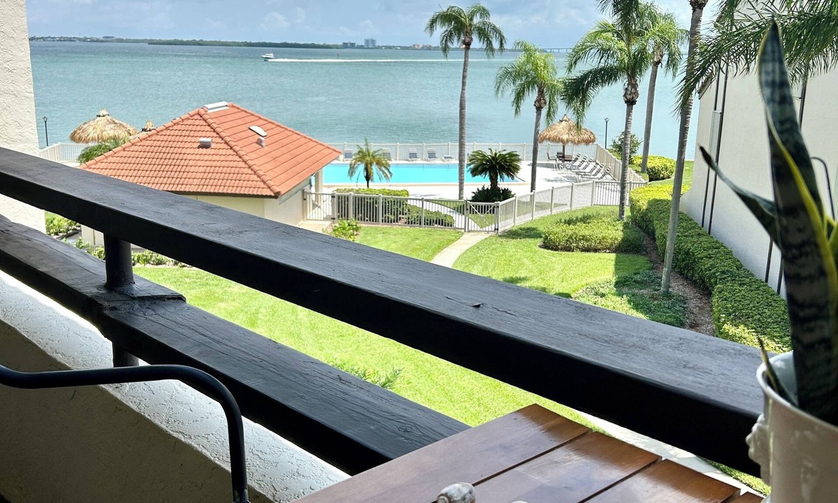 Tierra Verde Condo | Waterfront Condo in island paradise!