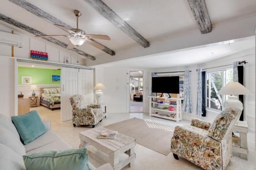 Matlacha House | Waterfront Fishermans Paradise