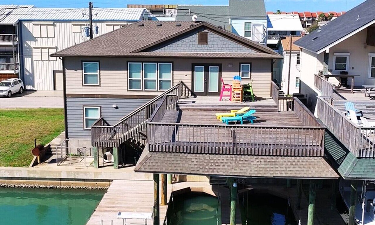 Port O Connor House | Waterfront House with Open Deck and Two Private Boat Lifts