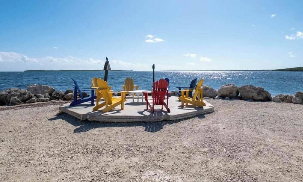 Key Largo Villa | Waterfront Lagoon Retreat | Kayaks Paddleboard Golf Cart